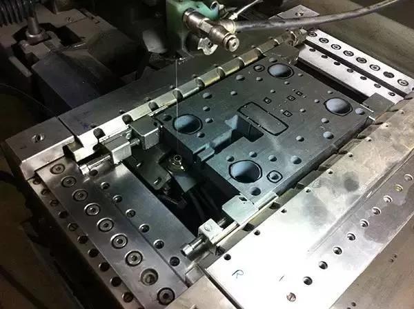 电火花加工常见缺陷及解决方法 电火花加工常见缺陷及解决方法